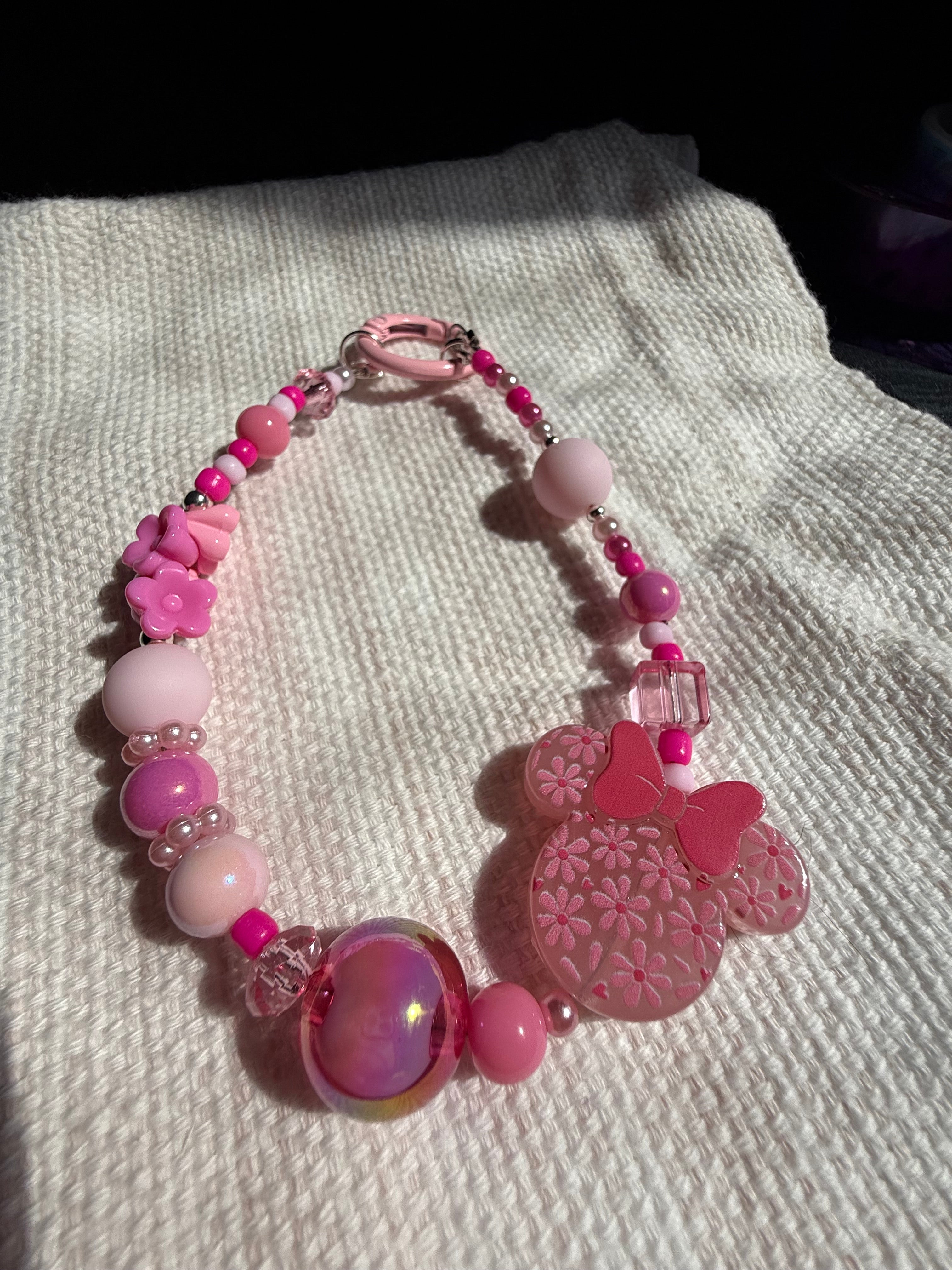 Minnie Flower Keychain