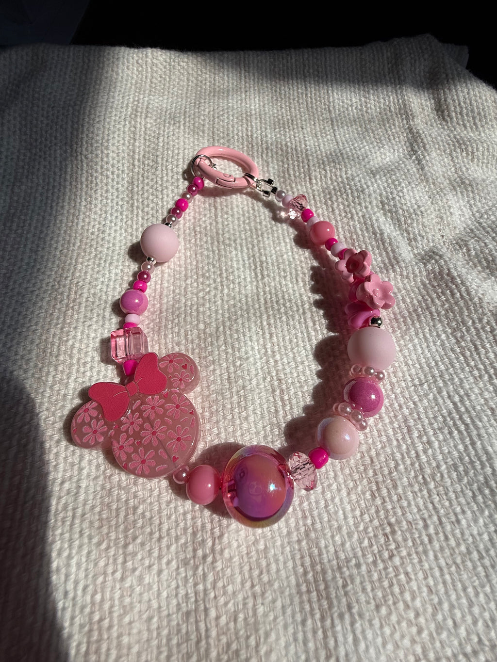Minnie Flower Keychain
